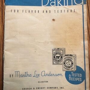 Vintage Arm & Hammer Baking Booklet